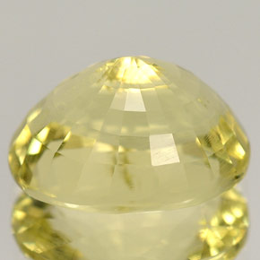5.38カラットの天然レモンオーソクレース（12.9×9.7 mm・オーバルカット）