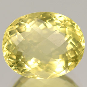 6.59カラットの天然レモンオーソクレース（13.1×10.6 mm・オーバルカット）