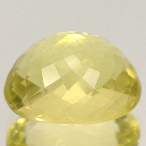 6.59カラットの天然レモンオーソクレース（13.1×10.6 mm・オーバルカット）