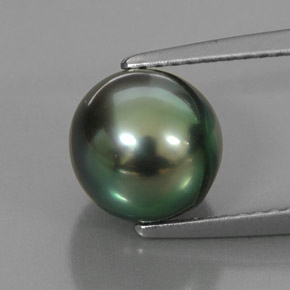 3.83カラットの天然グリーンパール（8.18 mm・球体 / ボール）