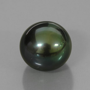 4.56カラットの天然グリーンパール（8.75 mm・球体 / ボール）
