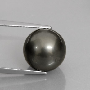 10.90カラットの天然ブラックマルチカラーパール（11.43 mm・球体 / ボール）