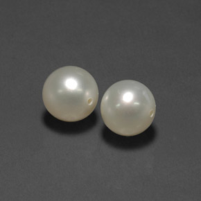 カラットの天然クリームパール（8.58 mm・球体 / ボール）