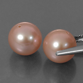 カラットの天然ピンクパール（7.81 mm・球体 / ボール）