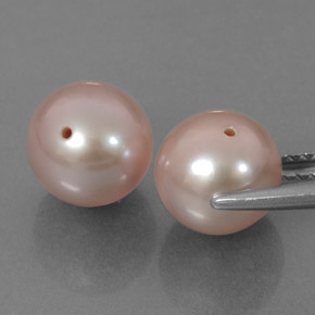 6.78カラットの天然ピンクパール（7.83 mm・球体 / ボール）