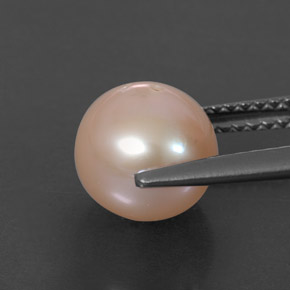 3.63カラットの天然ピンクパール（8.17 mm・球体 / ボール）