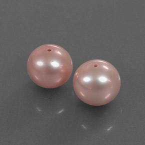 カラットの天然ピンクパール（7.72 mm・球体 / ボール）