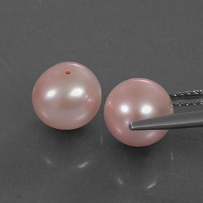 カラットの天然ピンクパール（8.04 mm・球体 / ボール）