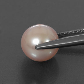 2.87カラットの天然クリームピンクパール（7.34 mm・球体 / ボール）