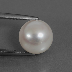 3.89カラットの天然銀パール、スフェア / ボール、オペーク