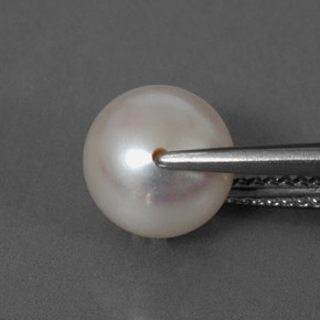 3.89カラットの天然銀パール、スフェア / ボール、オペーク