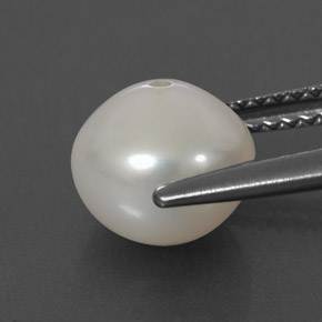 3.36カラットの天然シルバーホワイトパール（8.19 mm・球体 / ボール）