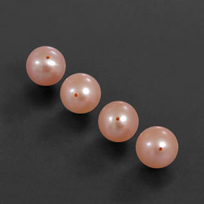 カラットの天然ピンクパール（7.65 mm・球体 / ボール）