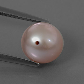 3.39カラットの天然シルバーピンクパール（7.95 mm・球体 / ボール）