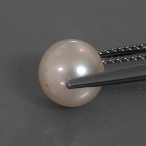2.89カラットの天然クリームピンクパール（7.55 mm・球体 / ボール）