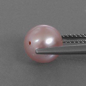 3.11カラットの天然シルバーピンクパール（7.65 mm・球体 / ボール）