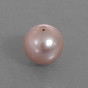 3.37カラットの天然ミディアムピンクパール（7.90 mm・球体 / ボール）