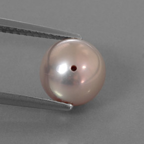 3.53カラットの天然ピンクがかったシルバーパール（8.05 mm・球体 / ボール）