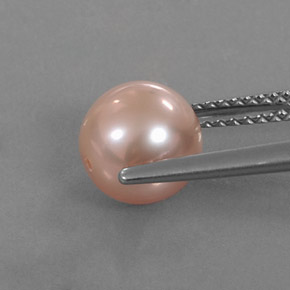 3.10カラットの天然ゴールデンパール（7.79 mm・球体 / ボール）