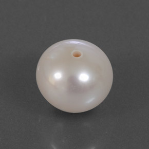 3.35カラットの天然シルバーホワイトパール（8.10 mm・球体 / ボール）