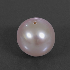 3.57カラットの天然ラベンダーパール（8.11 mm・球体 / ボール）