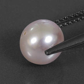 3.36カラットの天然シルバーピンクパール（7.75 mm・球体 / ボール）