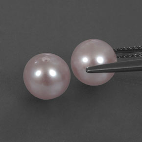 5.55カラットの天然灰色がかったピンクパール（7.33 mm・球体 / ボール）