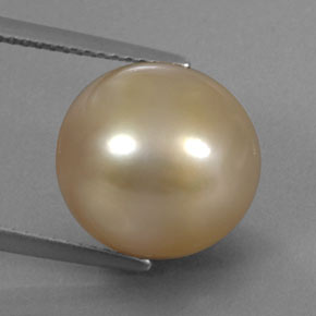 13.23カラットの天然ゴールデンパール（12.48 mm・球体 / ボール）