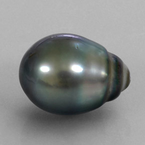 10.38カラットの天然シルバーパール（15×11.1 mm・ファンシーシェイプ）