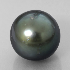 8.39カラットの天然シルバーパール（10.45 mm・球体 / ボール）