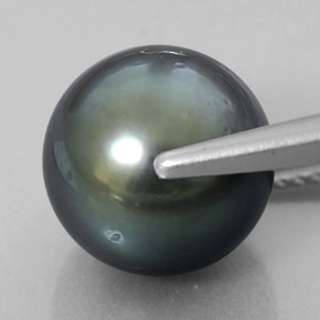 8.39カラットの天然シルバーパール（10.45 mm・球体 / ボール）