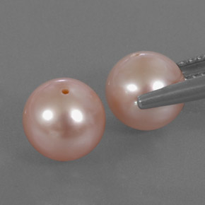 6.12カラットの天然ライトピンクパール（7.50 mm・球体 / ボール）