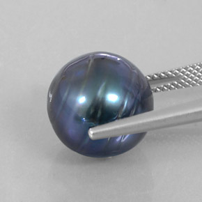 12.49カラットの天然シルバーパール（12.16 mm・球体 / ボール）
