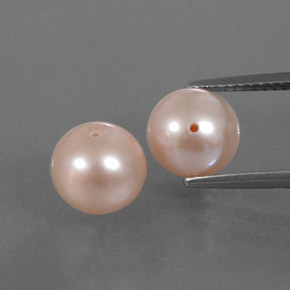カラットの天然ピンクパール（7.79 mm・球体 / ボール）