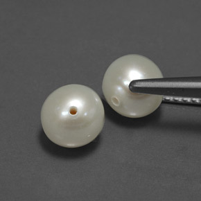 カラットの天然クリームパール（6.02 mm・球体 / ボール）