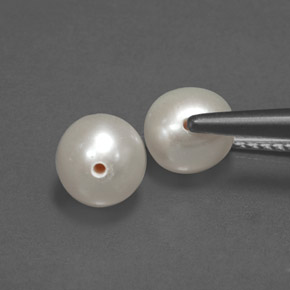 カラットの天然クリームパール（5.96 mm・球体 / ボール）