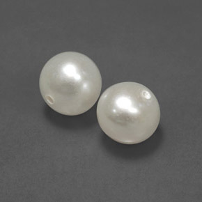 カラットの天然クリームパール（5.92 mm・球体 / ボール）