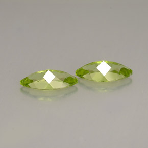 カラットの天然鮮やかな緑ペリドット（9.9×5 mm・マーキス）