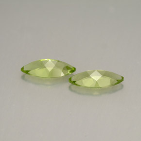 カラットの天然鮮やかな緑ペリドット（10×4.8 mm・マーキス）