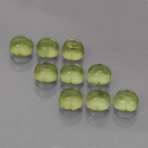 カラットの天然鮮やかな緑ペリドット（4.08 mm・ラウンドカット）