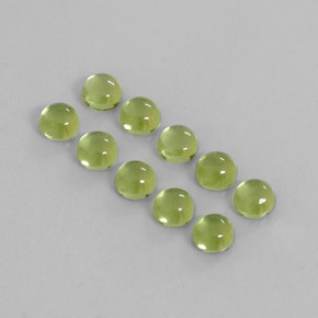 カラットの天然鮮やかな緑ペリドット（4.29 mm・ラウンドカット）