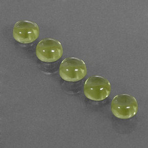 カラットの天然鮮やかな緑ペリドット（4.10 mm・ラウンドカット）