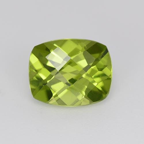 2.94カラットの天然ライト鮮やかな緑ペリドット（9.9×8 mm・クッションカット）