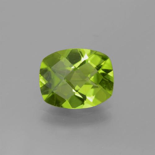 2.49カラットの天然鮮やかな緑ペリドット（9.9×8 mm・クッションカット）