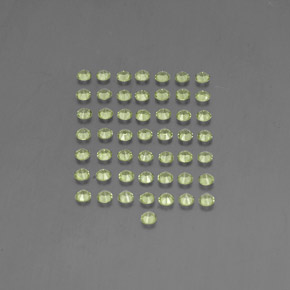 カラットの天然鮮やかな緑ペリドット（2.01 mm・ラウンドカット）