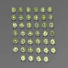 カラットの天然鮮やかな緑ペリドット（2.02 mm・ラウンドカット）