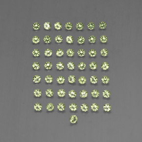 カラットの天然鮮やかな緑ペリドット（2.01 mm・ラウンドカット）