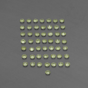 カラットの天然鮮やかな緑ペリドット（2.01 mm・ラウンドカット）