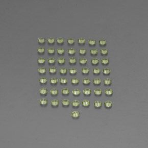 カラットの天然鮮やかな緑ペリドット（2.02 mm・ラウンドカット）