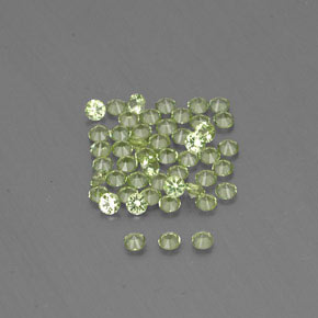 カラットの天然鮮やかな緑ペリドット（2.02 mm・ラウンドカット）